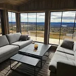 Utsikten Feriehus
